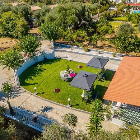 סבורונטה Afroditi Holiday Home - Yellow Apartment מראה חיצוני תמונה